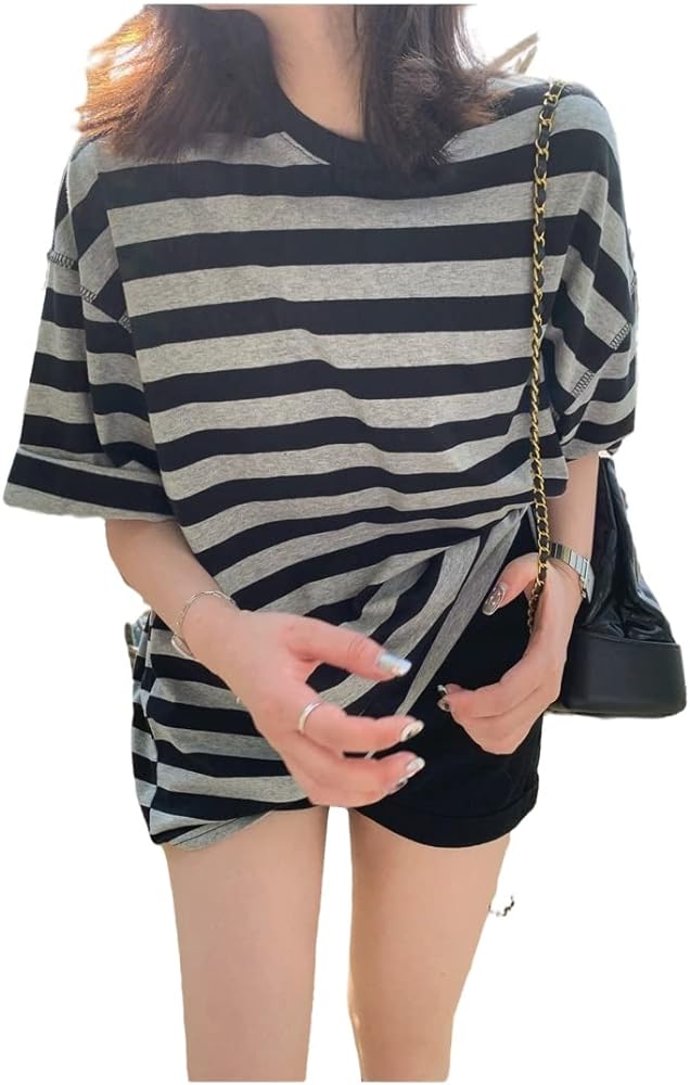 Harajuku Women's Short-Sleeved T-Shirt Black and White Striped T-Shirt Summer Loose All-Match Ladies Short-Sleeved