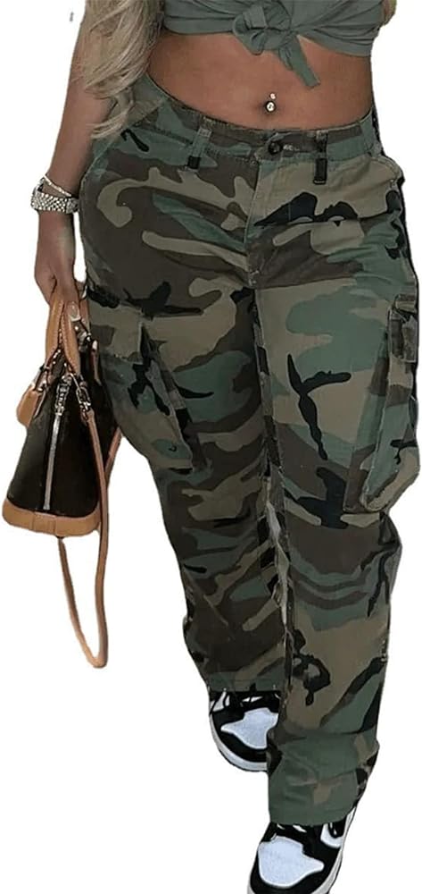 Vakkest Women's Oversized Camo Cargo Pants Jogger Trousers Workout Sweatpants Camouflage Army Fatigue with Pockets