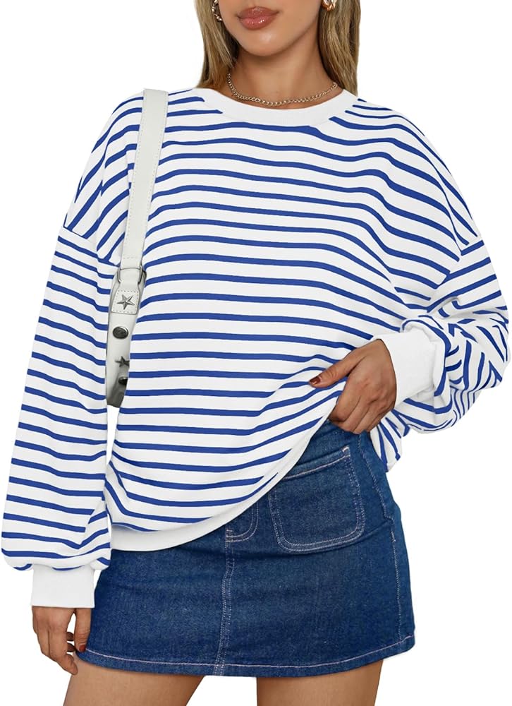 Trendy Queen Women's Oversized Crewneck Striped Sweatshirt