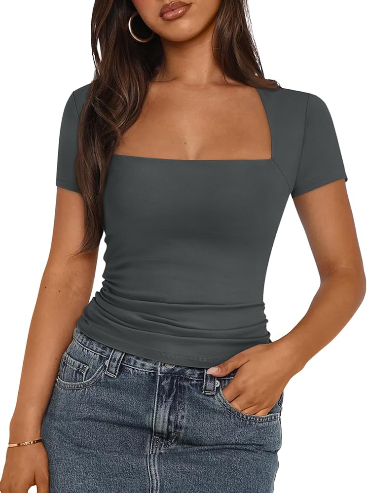 Trendy Queen Women's Square Neck Tops Short Sleeve Shirts Going Out Tops 2024