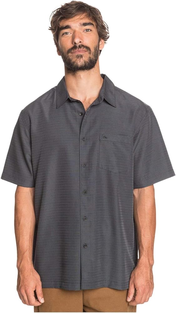 Quiksilver Men's Centinela 4 Button Up Comfort Fit Pocket Shirt