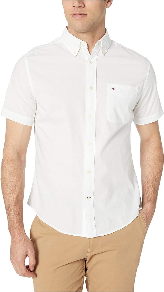 Tommy Hilfiger Men's Short Sleeve Casual Button Down Shirt in Custom Fit